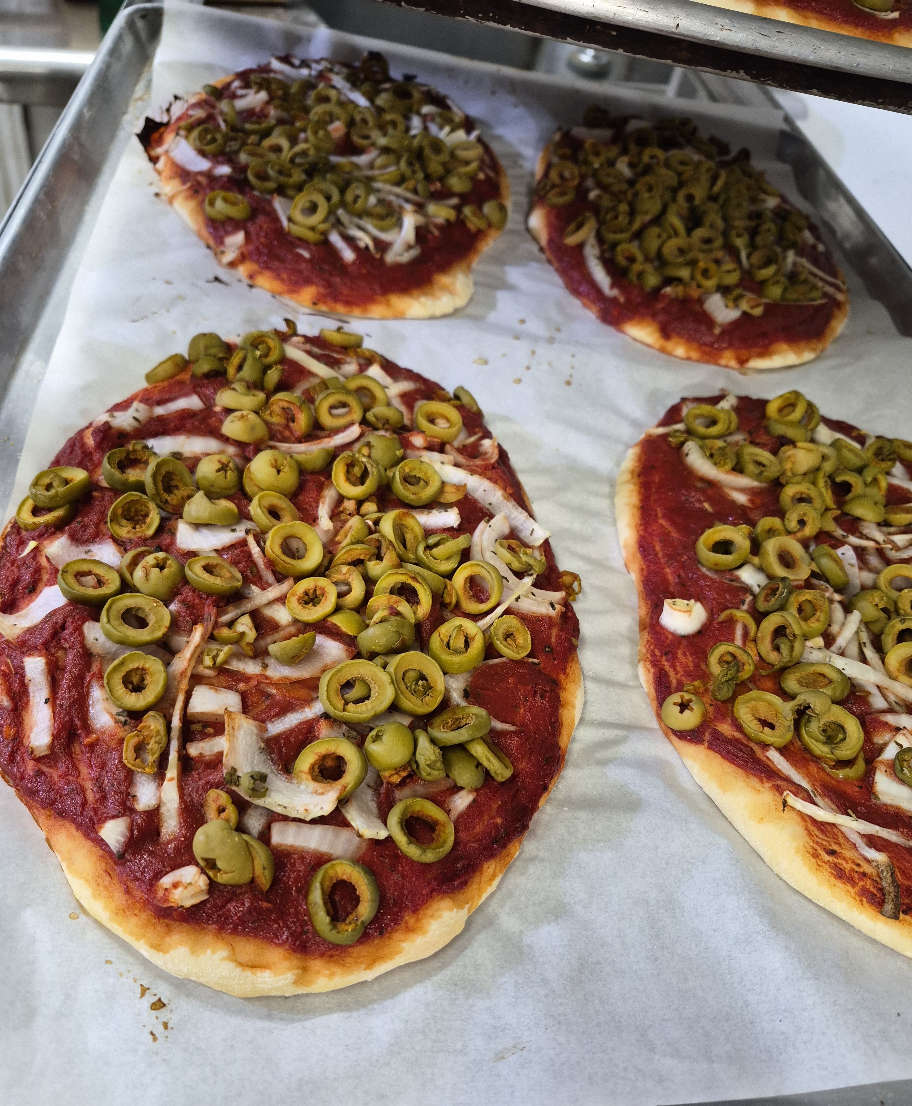 Pizzas fougasse aux olives